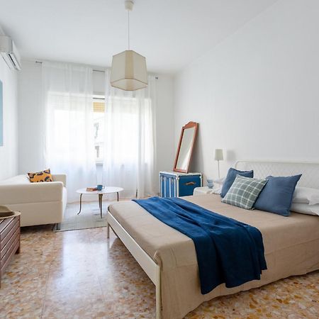Perfetto Per Famiglie Appartamento Accogliente E Spazioso A 15 Min Dalla Metro Roma Ngoại thất bức ảnh
